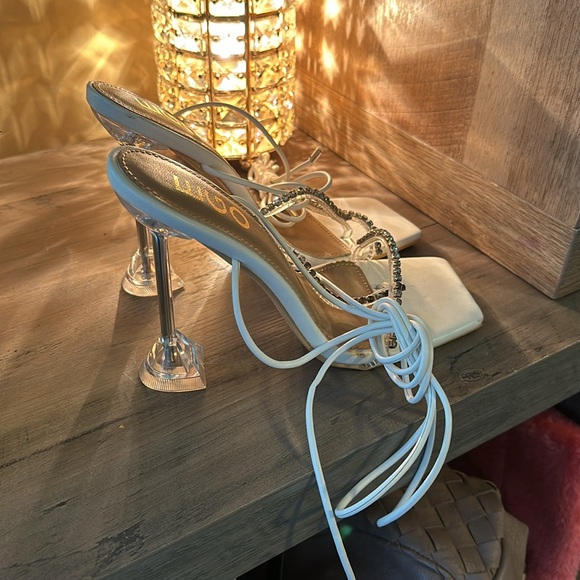 White bling ego tie up heels - Picture 2 of 11